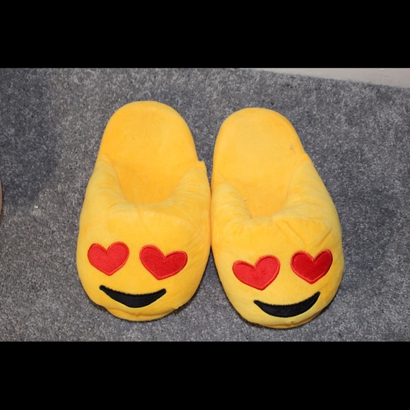 Emoji slippers - Picture 2 of 2